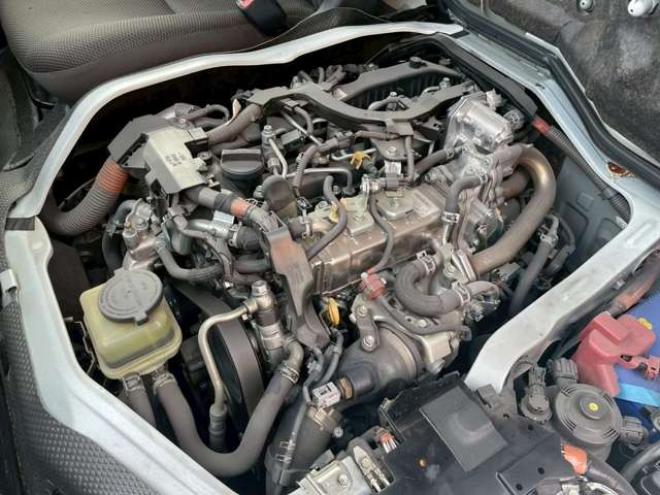 ハイエースバン2.8 中温強化冷凍バン ロング ディーゼルターボ 4WD　-22℃　35℃ 2800