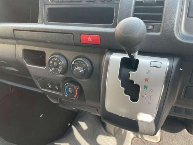 ハイエース2.7 DX ロング ミドルルーフ 4WD　 2700