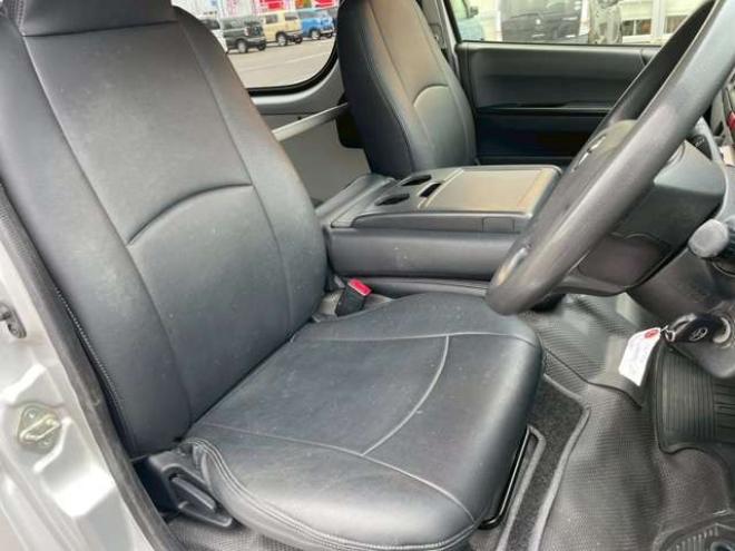レジアスエース3.0 DX ロングボディ GLパッケージ ディーゼルターボ 4WD　 3000