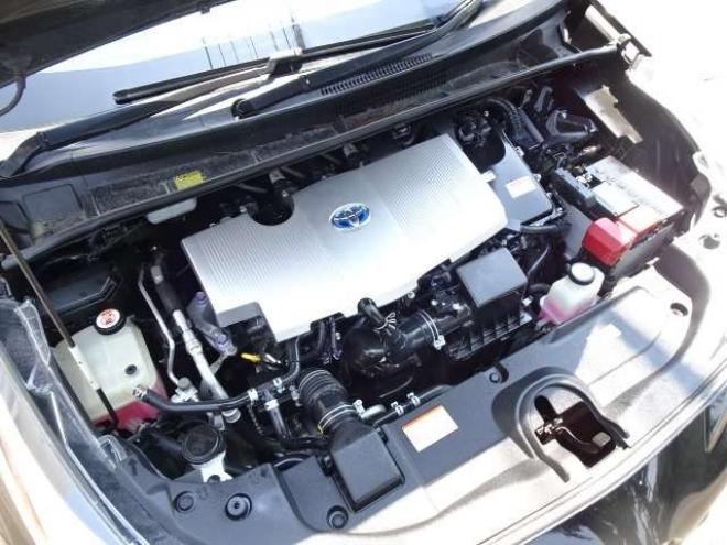 プリウス1.8 A プレミアム E-Four 4WD　本州車 保証2年 TRDエアロ BSM 18AW 本革 1800