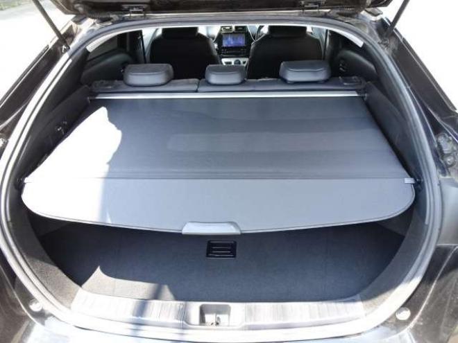 プリウス1.8 A プレミアム E-Four 4WD　本州車 保証2年 TRDエアロ BSM 18AW 本革 1800