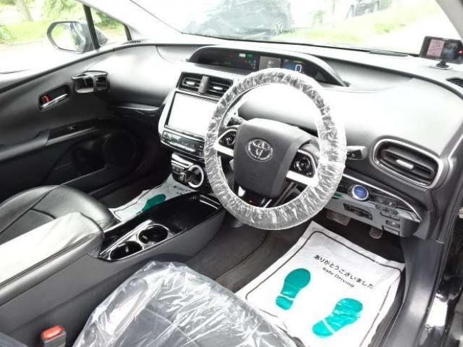 プリウス1.8 A E-Four 4WD　本州車　保証2年　モデリスタ 衝突軽減 BSM 1800