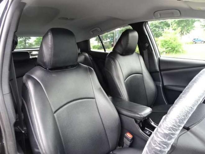 プリウス1.8 A E-Four 4WD　本州車　保証2年　モデリスタ 衝突軽減 BSM 1800