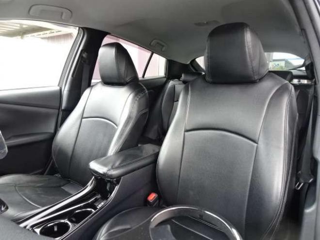 プリウス1.8 A E-Four 4WD　本州車　保証2年　モデリスタ 衝突軽減 BSM 1800