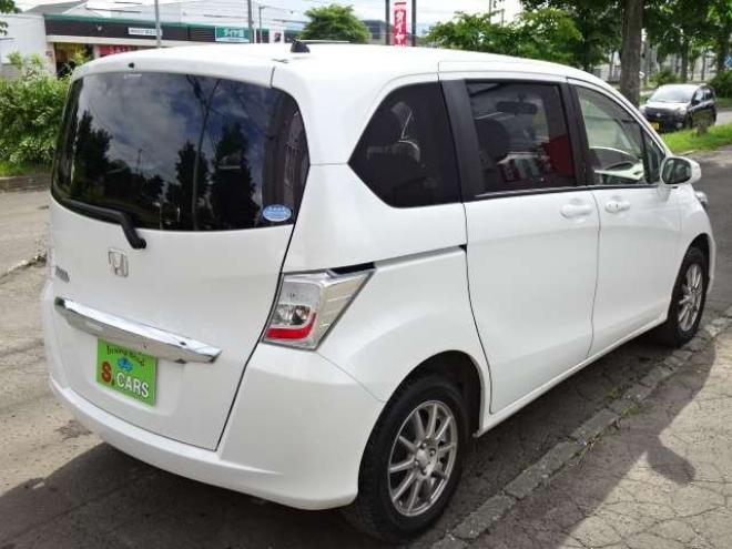 フリード1.5 G ジャストセレクション 4WD　本州車 保証1年 パワスラ Bカメラ　半革 1500