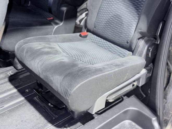セレナ2.0 20X Vセレクション+Safety 4WD　下部防錆1オナTVナビBカメ後席モニタ 2000