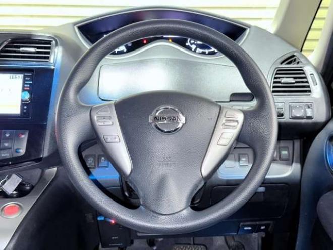 セレナ2.0 20X Vセレクション+Safety 4WD　下部防錆1オナTVナビBカメ後席モニタ 2000