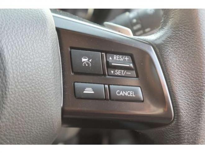 インプレッサスポーツ 2.0 i アイサイト 4WD　ナビ・TV・スマートキー 2000