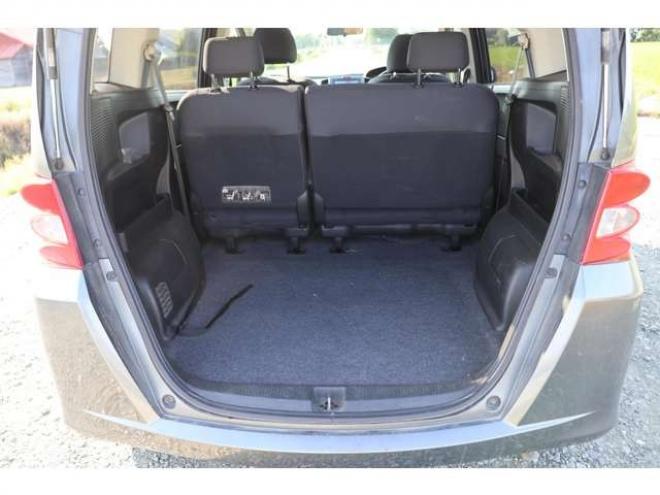 フリード1.5 フレックス Fパッケージ 4WD　検R7/12　買取直販　バックカメラ 1500