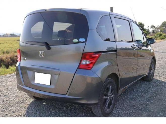 フリード1.5 フレックス Fパッケージ 4WD　検R7/12　買取直販　バックカメラ 1500