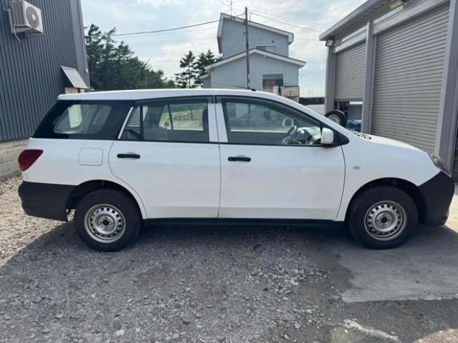 ADNV150 　1.6 VE 4WD　エマージェンシーブレーキ　夏冬タイヤ 1600