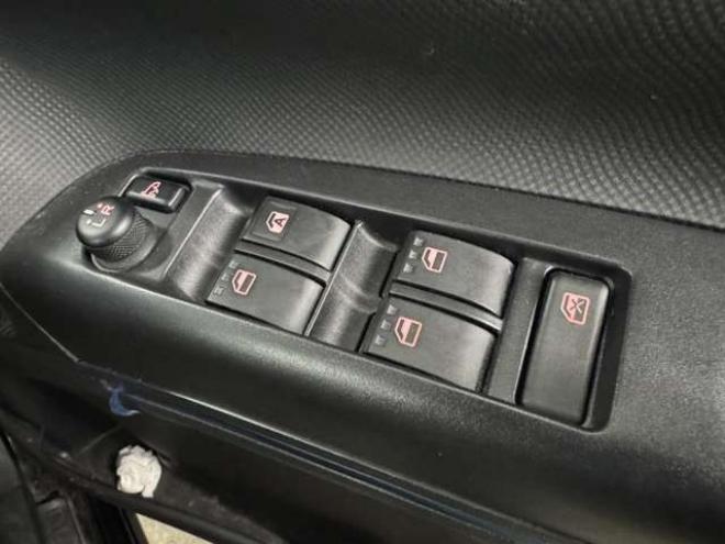 タントエグゼ カスタムS 4WD　ナビ　TV　Bluetooth　HID 660