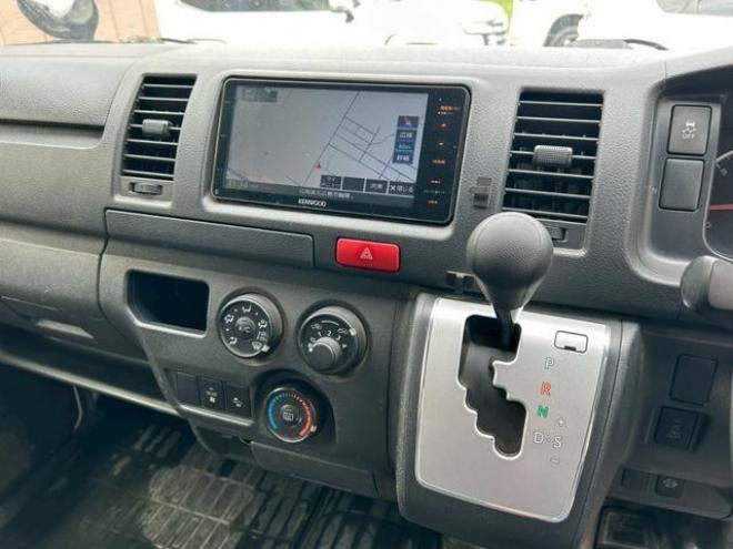 ハイエースバンＤＬ　ＧＬパッケージ　4WD 2800(D) 4Dr