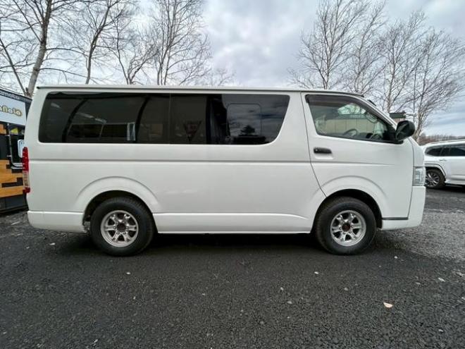 ハイエースバンＤＬ　ＧＬパッケージ　4WD 2800(D) 4Dr