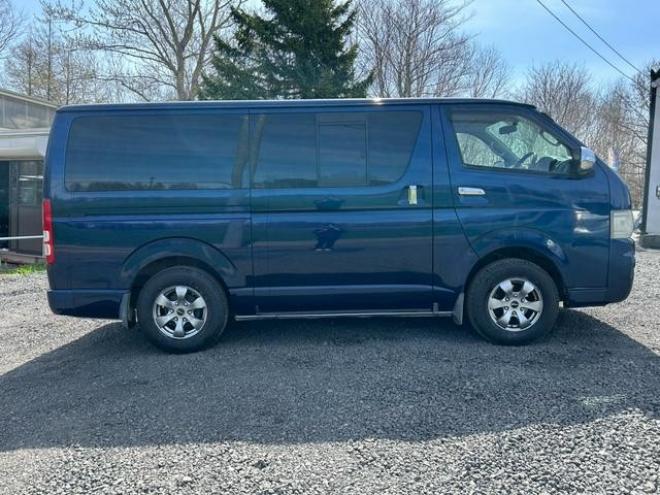 ハイエースバンスーパーＧＬ　4WD 2500(D) 5Dr