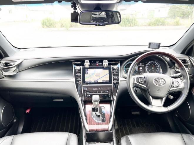 ハリアーハイブリッド2.5ハイブリッドE4プレミアムAdvanced 4WD　ローンが不安な方＜優遇ローン＞本州仕入　純正ナビ　TSS　フルセグTV 4WD