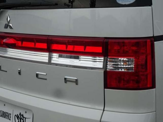 デリカD：5 2.4 M 4WD　リフトアップ・ナビTVバックカメラ・ETC 2400