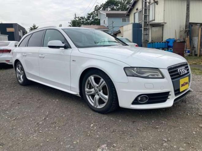 アウディA4アバント 2.0 TFSI クワトロ Sラインパッケージ 4WD　純ナビ・TV・Bカメラ ETC アイビスホワイト 正規輸入車 2000