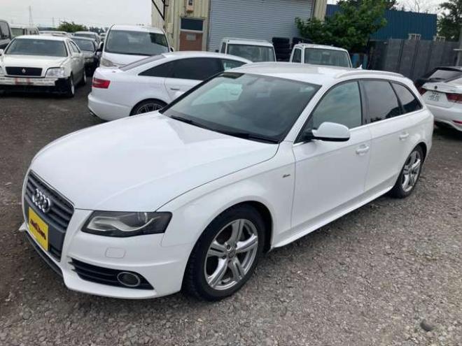 アウディA4アバント 2.0 TFSI クワトロ Sラインパッケージ 4WD　純ナビ・TV・Bカメラ ETC アイビスホワイト 正規輸入車 2000