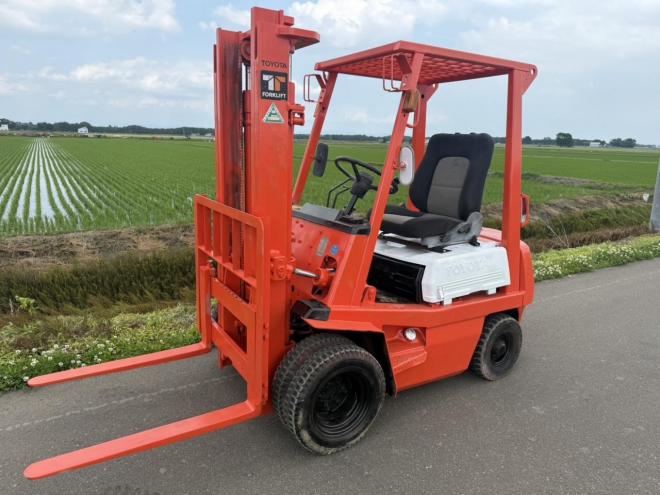フォークリフトトヨタ 4FGL15 1.5トンフォークリフト ガソリン