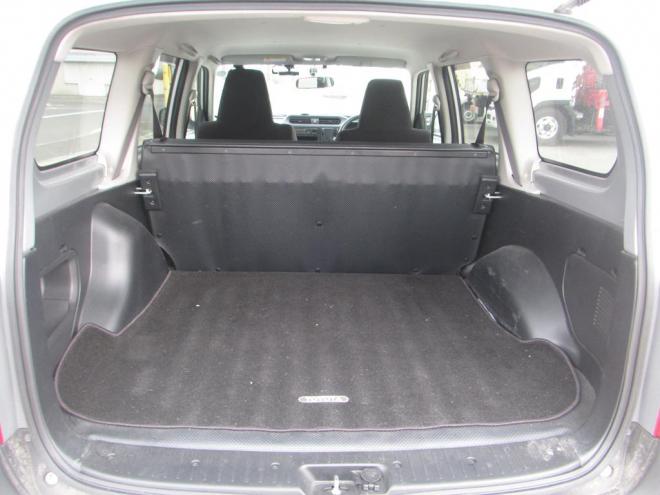 サクシードバンDBE-NCP165V 4WD 1500 5Dr