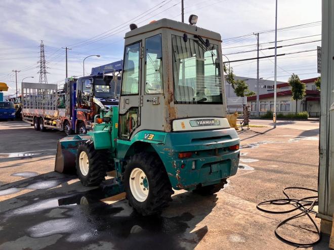 ホイールローダヤンマー　中古　V3-5B