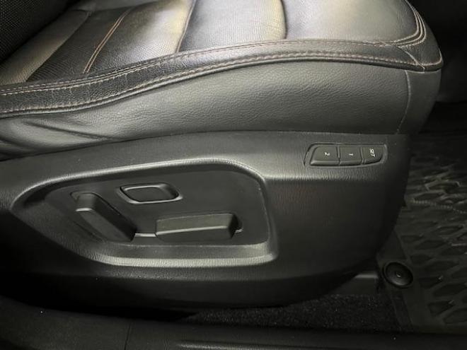 CX-5ＸＤ　Ｌパッケージ　本州仕入　ワンオーナー　寒冷地仕様　禁煙車　ＷＡＫＯＳバリアスコーティング済　スカイアクティブディーゼルターボ　純正１９インチＡＷ　社外１７ＡＷ＋スタッドレスタイヤ付　純正ナビ（地デジ　ＤＶＤ再生　Ｂｌｕｅｔｏｏｔｈ）＋バックカメラ＆サイドカメラ　ＢＯＳＥサウンド　純正ブラックレザーシート　レーダークルーズコントロール　ブラインドスポット　車線逸脱警報　ＬＥＤヘッドライト　両席シートヒーター　アドバンスキー　パワートランク　横滑り防止装置　ＥＴＣ 4WD 2200 5Dr