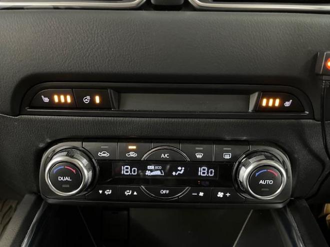CX-5ＸＤ　Ｌパッケージ　本州仕入　ワンオーナー　寒冷地仕様　禁煙車　ＷＡＫＯＳバリアスコーティング済　スカイアクティブディーゼルターボ　純正１９インチＡＷ　社外１７ＡＷ＋スタッドレスタイヤ付　純正ナビ（地デジ　ＤＶＤ再生　Ｂｌｕｅｔｏｏｔｈ）＋バックカメラ＆サイドカメラ　ＢＯＳＥサウンド　純正ブラックレザーシート　レーダークルーズコントロール　ブラインドスポット　車線逸脱警報　ＬＥＤヘッドライト　両席シートヒーター　アドバンスキー　パワートランク　横滑り防止装置　ＥＴＣ 4WD 2200 5Dr