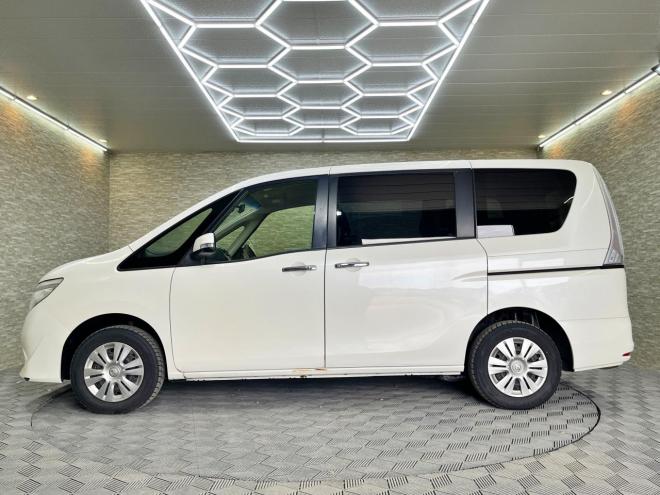 セレナ20X 4WD 5年保証 スマキー 両側パワスラ ナビTV Bカメ 寒冷地仕様 禁煙
