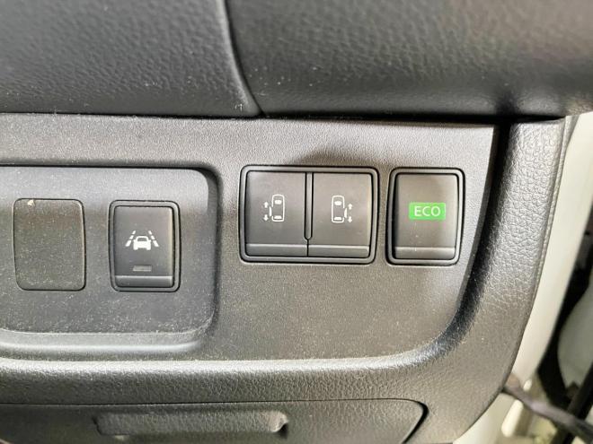 セレナ20X 4WD 5年保証 スマキー 両側パワスラ ナビTV Bカメ 寒冷地仕様 禁煙