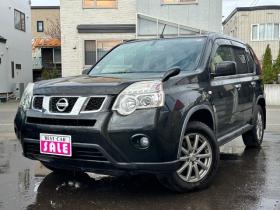 エクストレイル　2.0 20Xtt 4WD　SDナビ　4WD切り替スイッチ　ETC 2000