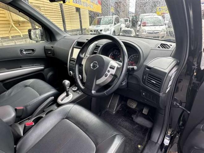 エクストレイル2.0 20Xtt 4WD　SDナビ　4WD切り替スイッチ　ETC 2000