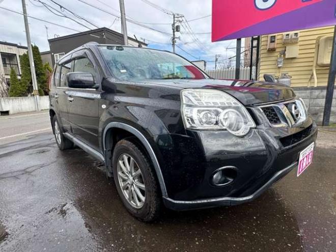 エクストレイル2.0 20Xtt 4WD　SDナビ　4WD切り替スイッチ　ETC 2000