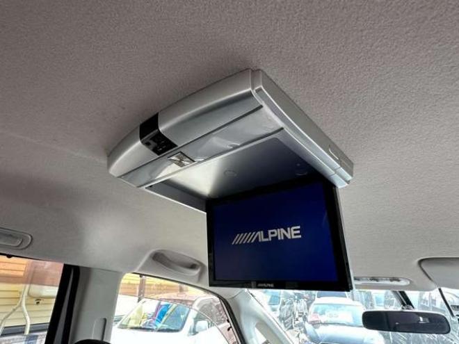 セレナ2.0 ハイウェイスター Vセレクション 4WD　ALPINEフリップダウンモニター 2000
