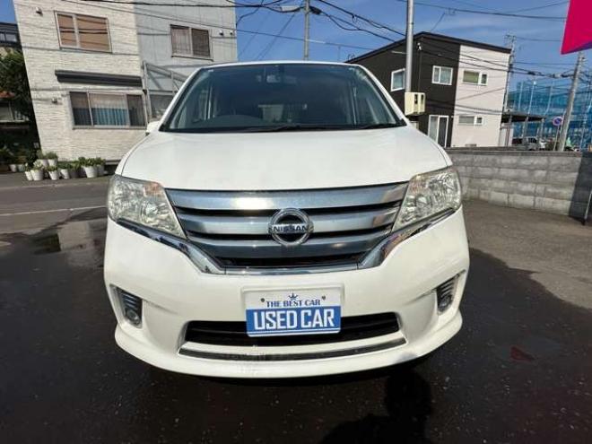 セレナ2.0 ハイウェイスター Vセレクション 4WD　ALPINEフリップダウンモニター 2000