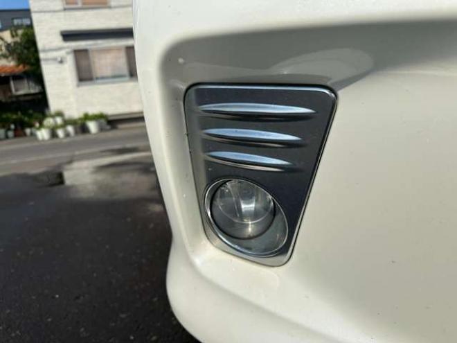 セレナ2.0 ハイウェイスター Vセレクション 4WD　ALPINEフリップダウンモニター 2000