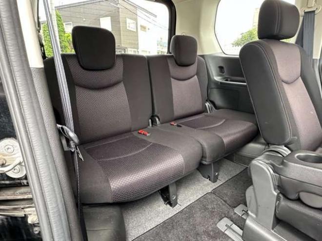 セレナ2.0 ハイウェイスター 4WD　Bluetooth　SDナビ　横滑り防止装置 2000