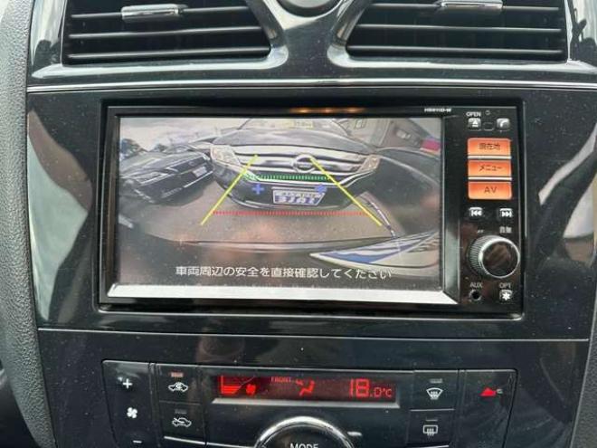 セレナ2.0 ハイウェイスター 4WD　Bluetooth　SDナビ　横滑り防止装置 2000