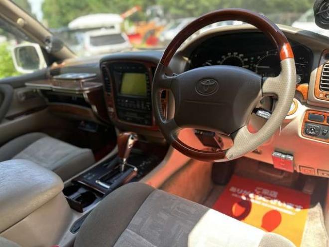ランドクルーザー100 4.7 VXリミテッド Gセレクション 4WD　純正ナビ/エアロ/社外AW/ワイドスペーサー 4700