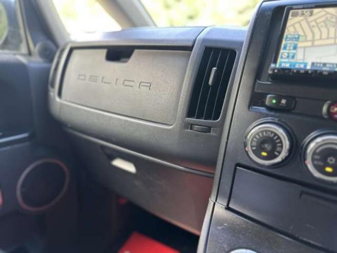 デリカD：5 2.2 D パワーパッケージ ディーゼルターボ 4WD　社外ナビ/Bカメラ/両側パワスラ/ETC 2300