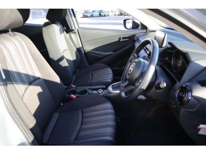 MAZDA21.5 15C 4WD　法人仕様　純正ナビ　バックカメラ　ETC 1500