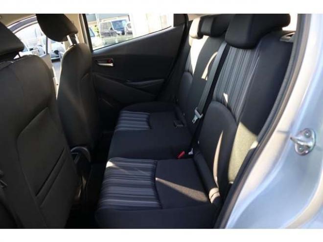 MAZDA21.5 15C 4WD　法人仕様　純正ナビ　バックカメラ　ETC 1500