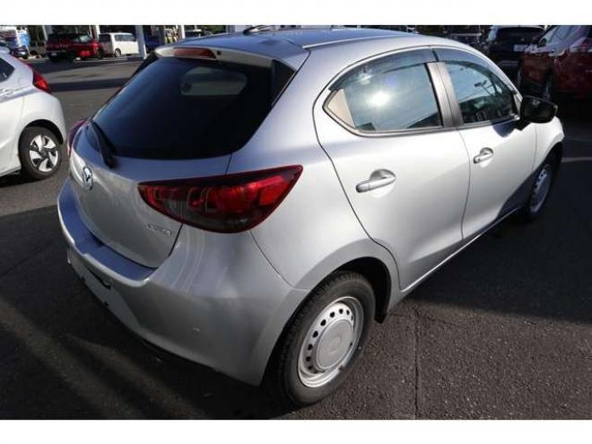 MAZDA21.5 15C 4WD　法人仕様　純正ナビ　バックカメラ　ETC 1500