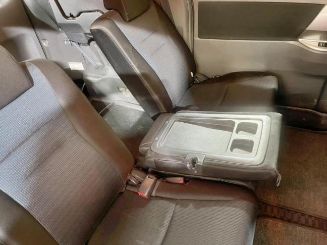 ヴォクシー2.0Z 4WD 5年保証 スマキー パワスラ ナビTV ETC 寒冷地仕様 禁煙 車検整備2年付 修復歴無