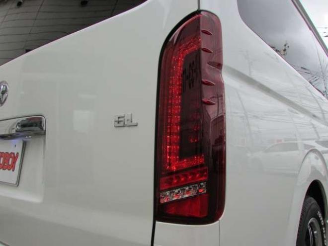 ハイエース2.7 GL ロング ミドルルーフ 4WD　ベッドキット/ETC/バックカメラ 2700