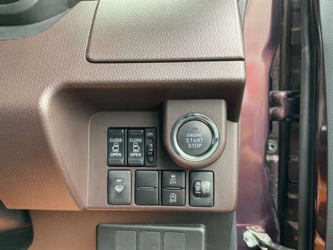 タンク1.0 G 4WD　両側パワスラ　シートヒーター 1000