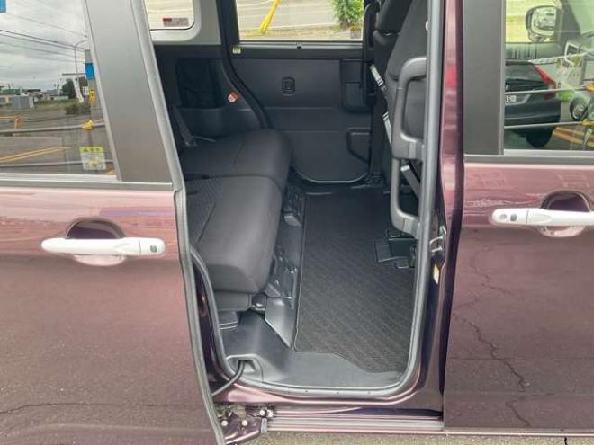 タンク1.0 G 4WD　両側パワスラ　シートヒーター 1000