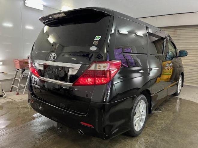 アルファード２４０Ｓリミテッド　本州仕入　禁煙車　ＷＡＫＯＳバリアスコーティング済　純正１８インチＡＷ　社外１６ＡＷ＋スタッドレスタイヤ付　両側パワースライドドア　純正ＨＤＤナビ（フルセグ地デジ　ＤＶＤ再生　Ｂｌｕｅｔｏｏｔｈ）＋バックカメラ　エンジンスターター　コーナーセンサー　横滑り防止装置　ＨＩＤ　ＥＴＣ 　タイミングチェーン 4WD 2400 5Dr