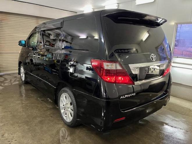 アルファード２４０Ｓリミテッド　本州仕入　禁煙車　ＷＡＫＯＳバリアスコーティング済　純正１８インチＡＷ　社外１６ＡＷ＋スタッドレスタイヤ付　両側パワースライドドア　純正ＨＤＤナビ（フルセグ地デジ　ＤＶＤ再生　Ｂｌｕｅｔｏｏｔｈ）＋バックカメラ　エンジンスターター　コーナーセンサー　横滑り防止装置　ＨＩＤ　ＥＴＣ 　タイミングチェーン 4WD 2400 5Dr