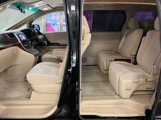 アルファード２４０Ｓリミテッド　本州仕入　禁煙車　ＷＡＫＯＳバリアスコーティング済　純正１８インチＡＷ　社外１６ＡＷ＋スタッドレスタイヤ付　両側パワースライドドア　純正ＨＤＤナビ（フルセグ地デジ　ＤＶＤ再生　Ｂｌｕｅｔｏｏｔｈ）＋バックカメラ　エンジンスターター　コーナーセンサー　横滑り防止装置　ＨＩＤ　ＥＴＣ 　タイミングチェーン 4WD 2400 5Dr